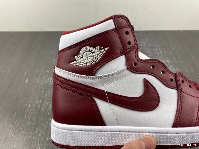 Kicked Out Shoe Store High Red OG Air DZ5485-160 1 Team Jordan 0807